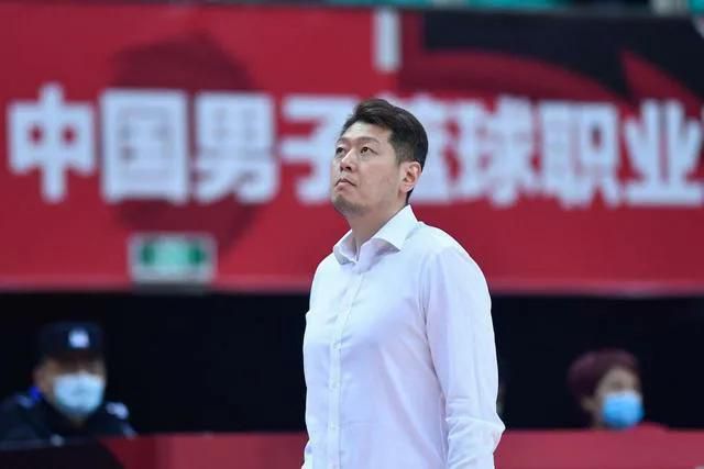 国产成人三级在线播放
